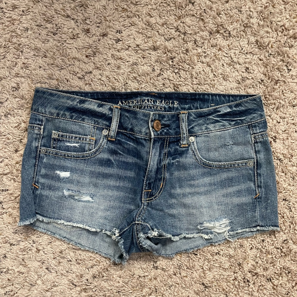 American Eagle Mini Denim Shorts (Size 6)